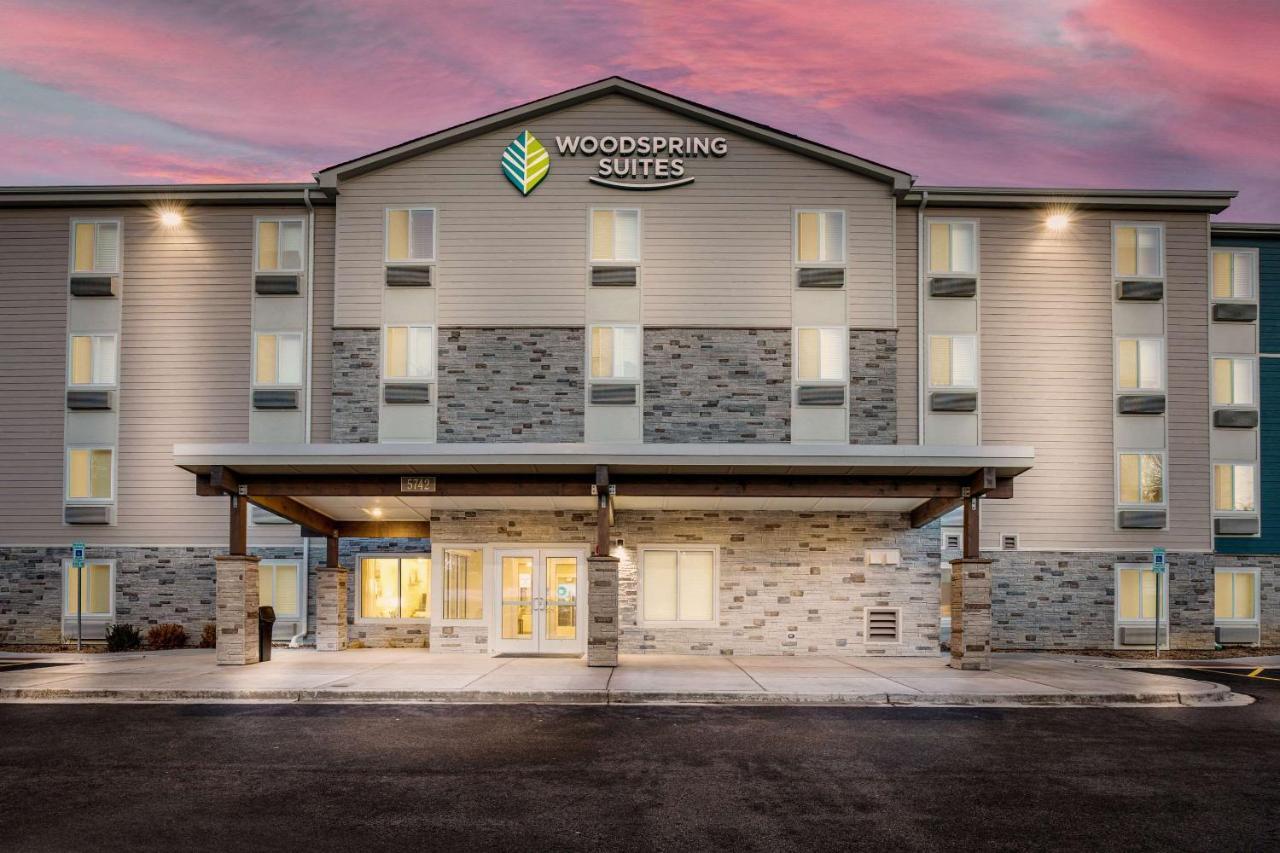 Woodspring - Chicago Hotel Gurnee