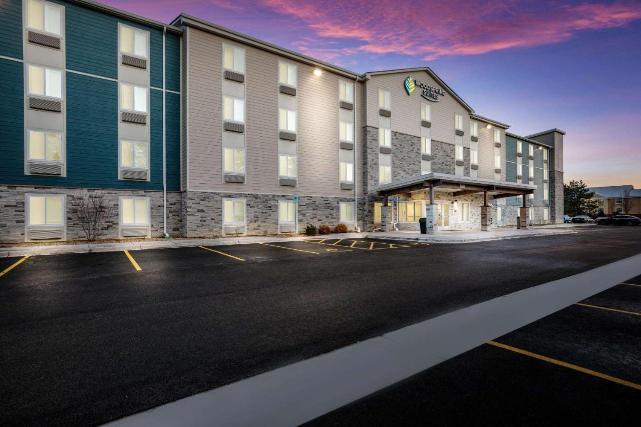 Woodspring - Chicago Hotel